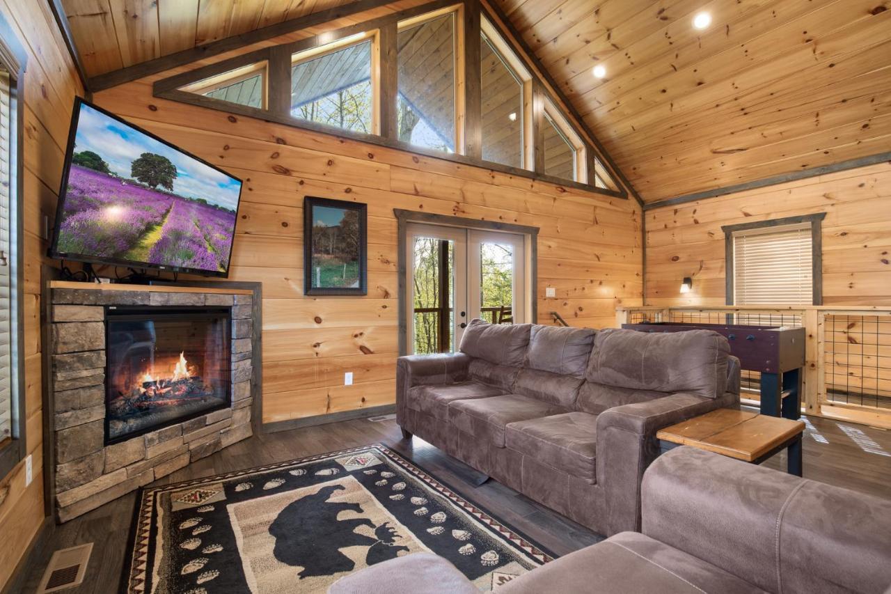Villa Poolin Around à Gatlinburg Extérieur photo