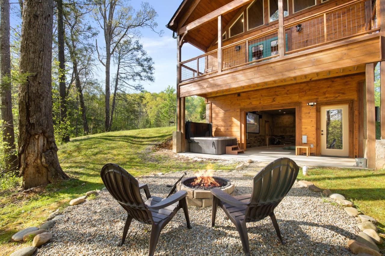Villa Poolin Around à Gatlinburg Extérieur photo
