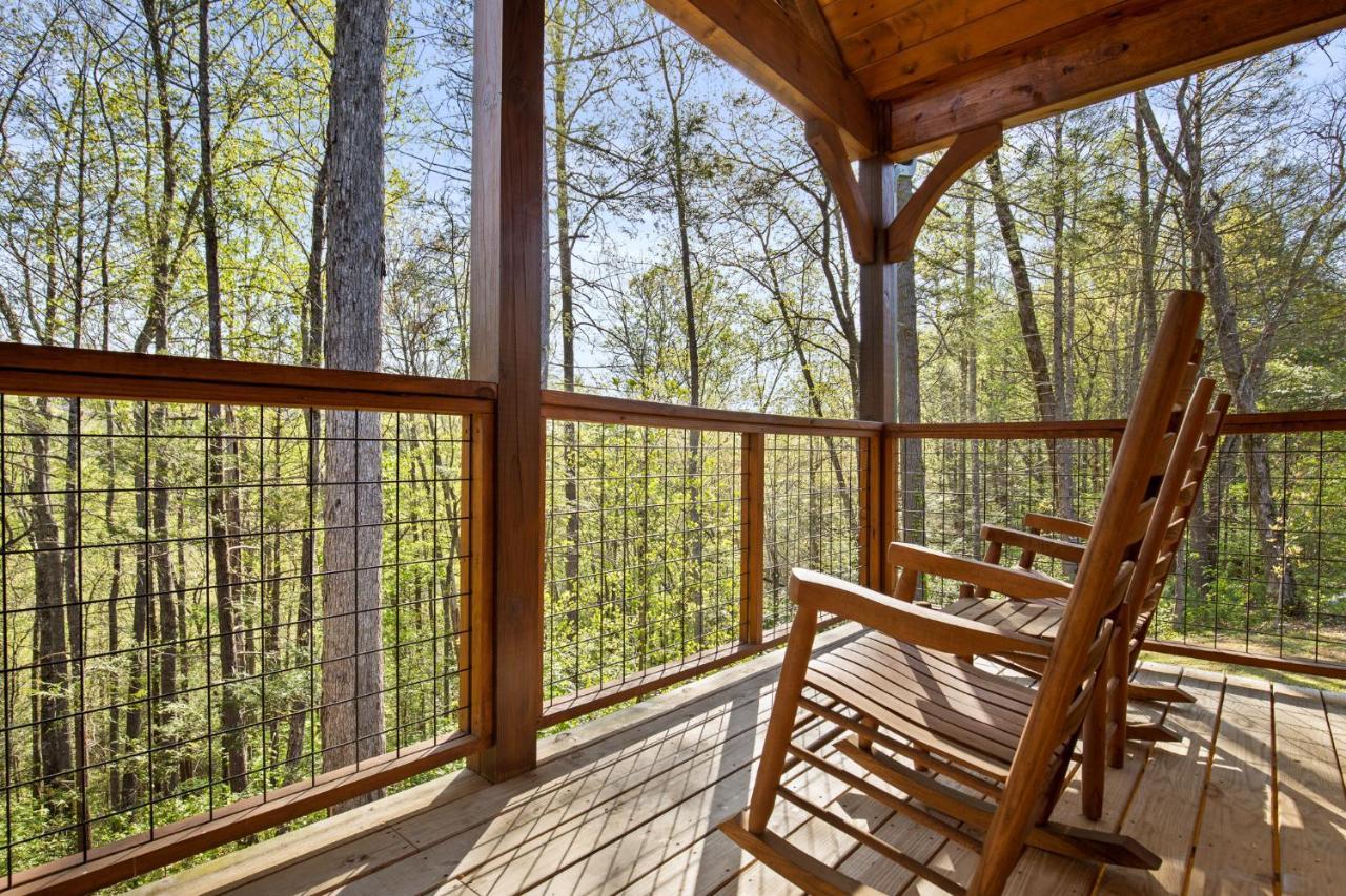 Villa Poolin Around à Gatlinburg Extérieur photo